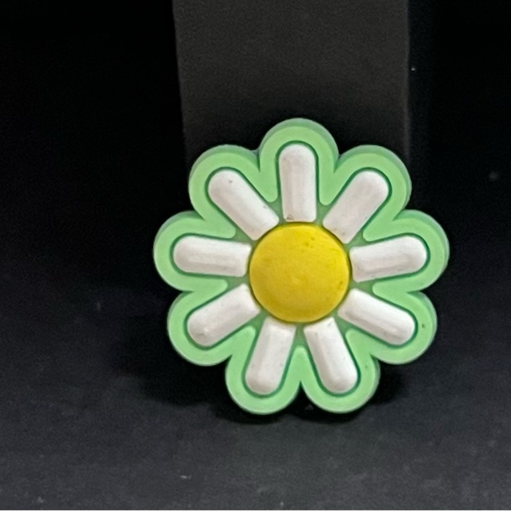 Daisy Flower Charm For Crocs New (2 for $5)